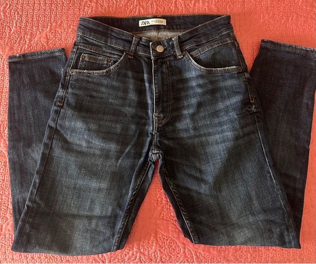 Jeans Zara ajustados EUR40