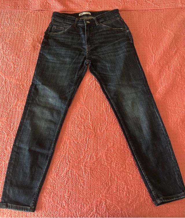 Jeans Zara ajustados EUR40