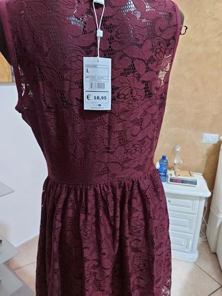 Vestito corto in pizzo bordeaux