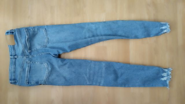 Vaqueros niña Zara rotos