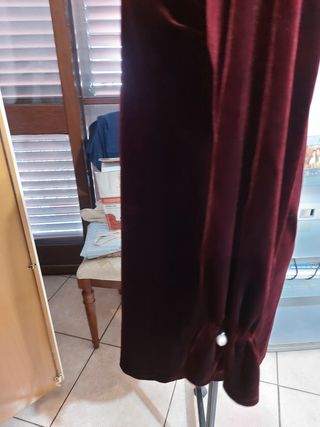 Vestito in velluto bordeaux