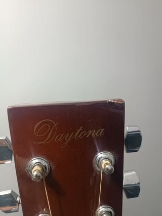 Guitarra Acústica Daytona