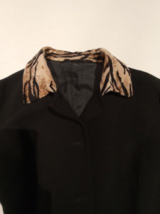 Chaqueta Vintage con Cuello y Puños Animal Print
