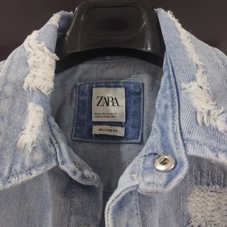 Sobrecamisa vaquera Zara desgastada Talla M
