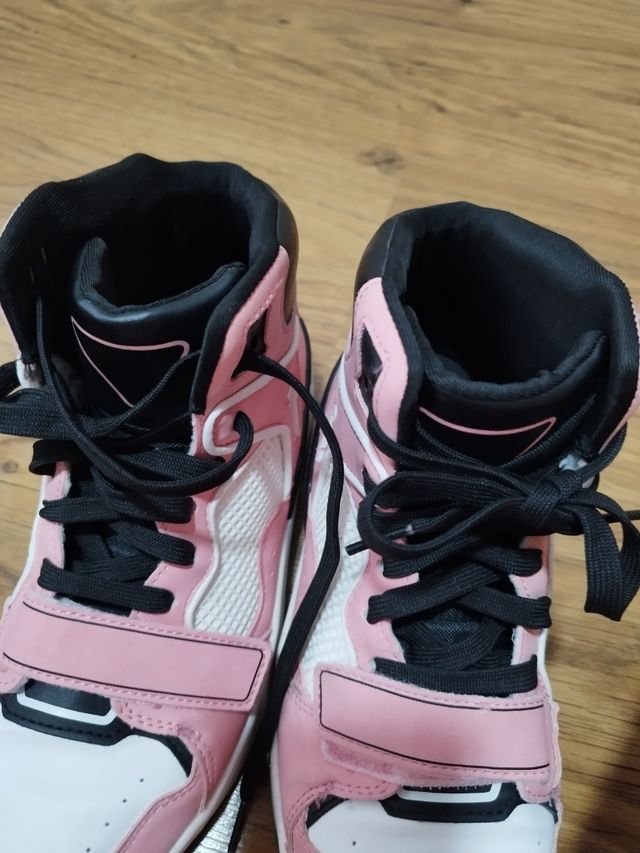 Zapatillas. Bershka.OFERTA