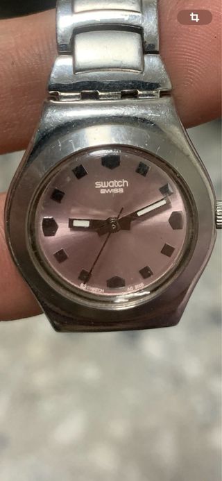 Reloj Swatch Irony V8 Rosa y Plateado
