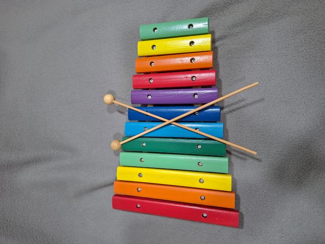 Xilofono in legno colorato