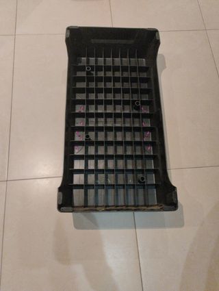 Banco de Step Negro con Detalles Rosas Domyos.