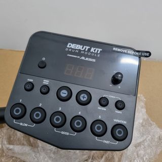 Batería Electrónica Alesis Debut Kit