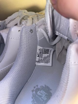 sneakers urbanas blancas a estrenar 