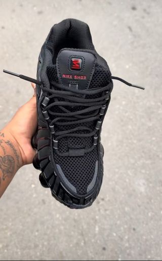 Nike Shox Hombre Negro