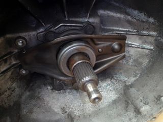 Mercedes caja manual de 5 velocidades modelo W124