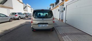 Ford Tourneo Courier 2016