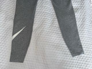 Leggings Nike grises