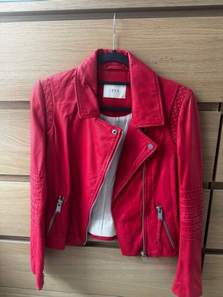 Chaqueta cuero IKKS Women roja Talla XS