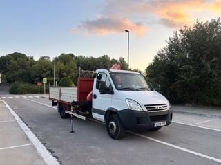 Iveco Daily 2007 con grua Fassi F40