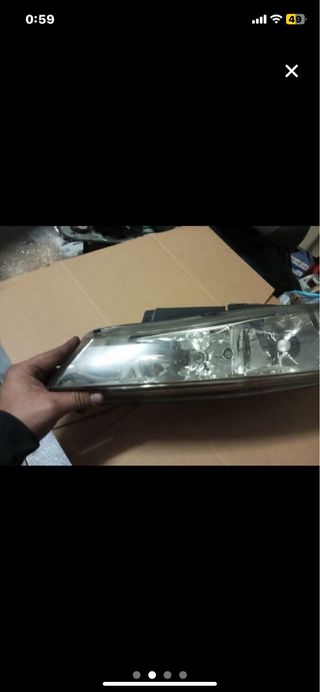 Faro Izquierdo Peugeot 406