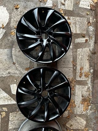Cerchi in lega neri