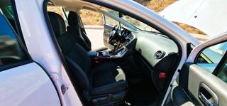 Peugeot 3008 2016