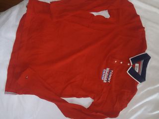 Polo Tommy Hilfiger manga larga rojo