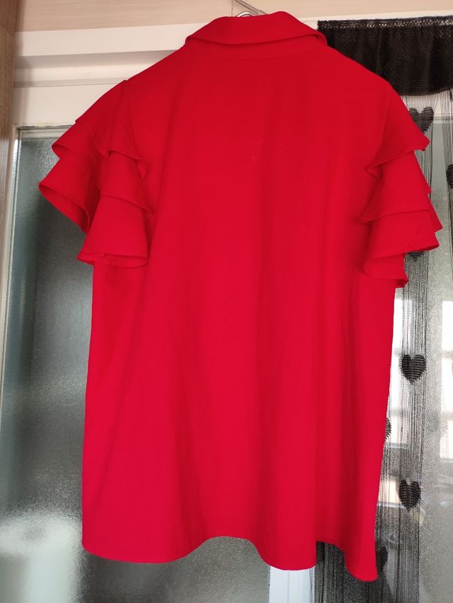 Conjunto rojo con volantes