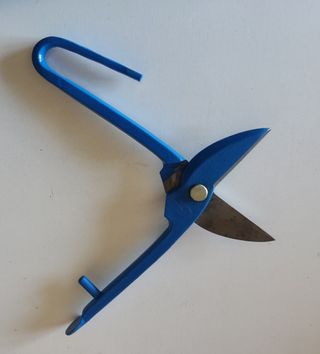 TIJERAS CORTA CHAPAS 