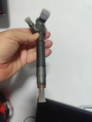 Inyector carburante diésel