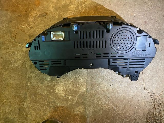 Cuadro de instrumentos Mercedes GLA 2.2 2015