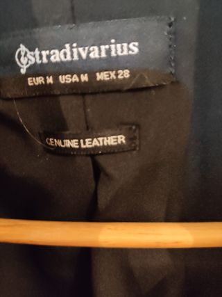 Chaqueta Stradivarius Roja Piel