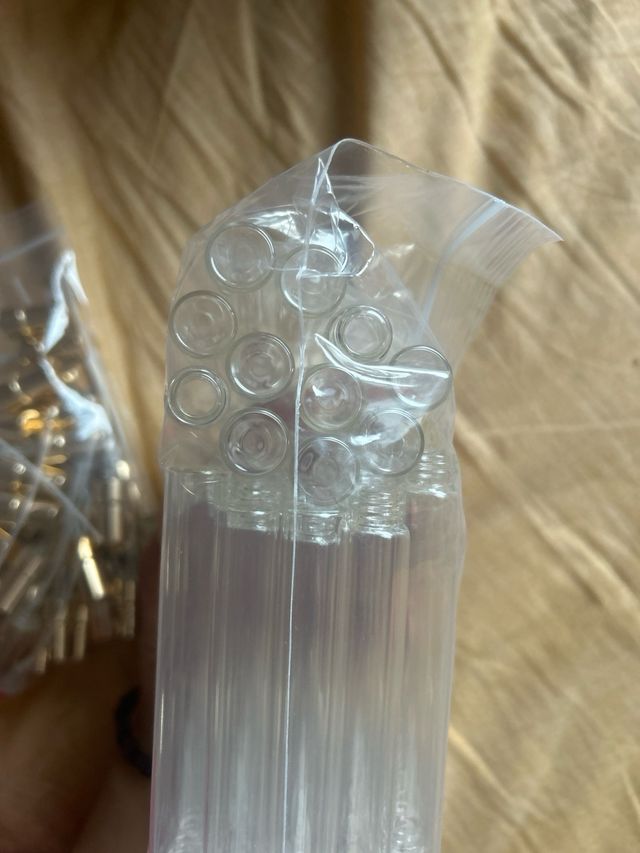 50 Tappi/Fialette 10ml Oro