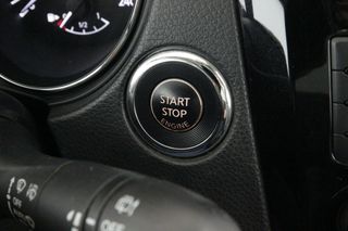 Nissan Qashqai 1.2 360