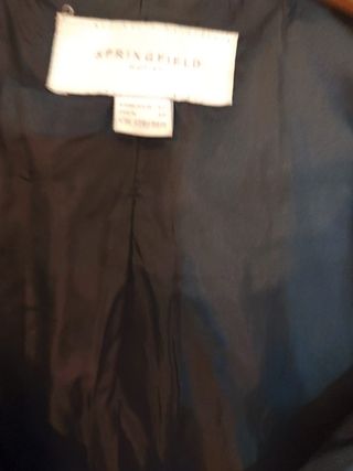 Chaqueta Trenca negra con capucha y pelo