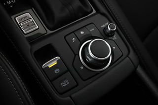 Mazda CX-3 2.0 Skyactiv-G Zenith