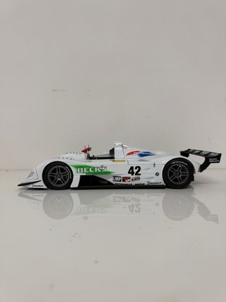 BMW V12 LMR 1:18 Kyosho