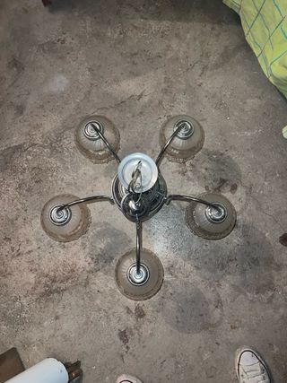 Lámparas antiguas de cristal y metal