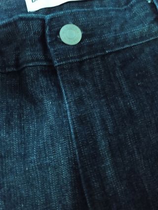 Pantalón Bershka azul con pinzas