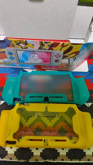 Nintendo Switch Lite Edición Pokémon