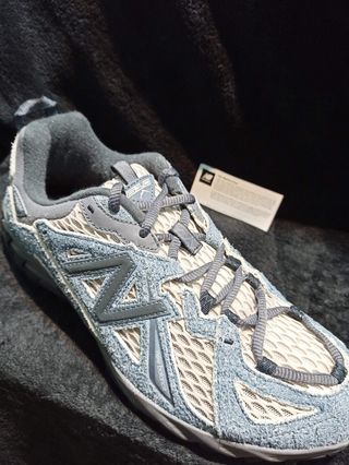 New Balance 610 V1 