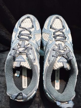 New Balance 610 V1 