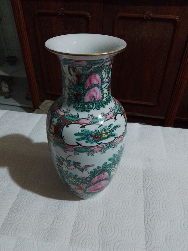 Jarrón Chino Porcelana Pintado a Mano S.XIX