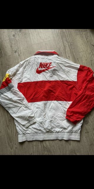 Chaqueta Nike Liverpool FC Roja y Blanca