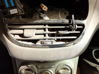 AIREADOR PEUGEOT 208