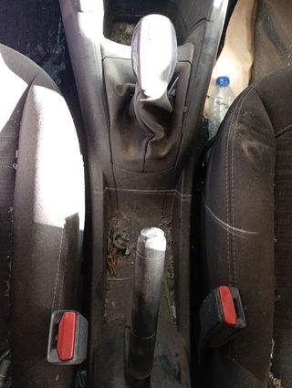 CONSOLA CENTRAL PEUGEOT 208