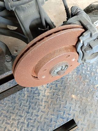 DISCO DE FRENO DELANTERO DERECHO PEUGEOT 208