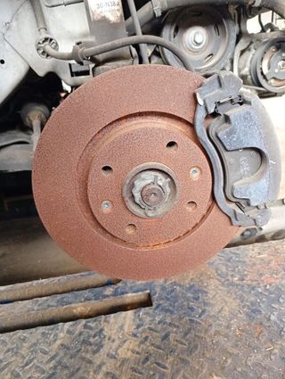 DISCO DE FRENO DELANTERO DERECHO PEUGEOT 208