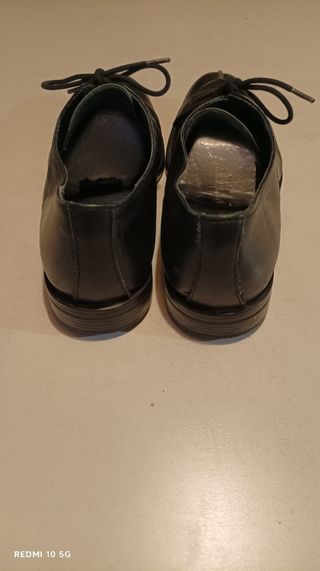 Sapatos em pele preto, tamanho 41