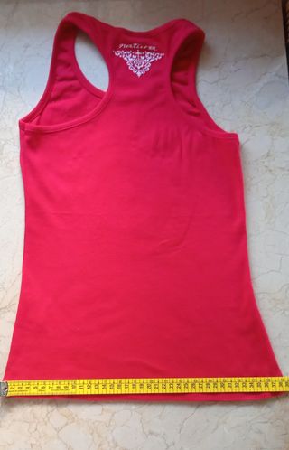 Camiseta roja espalda nadadora con estampado