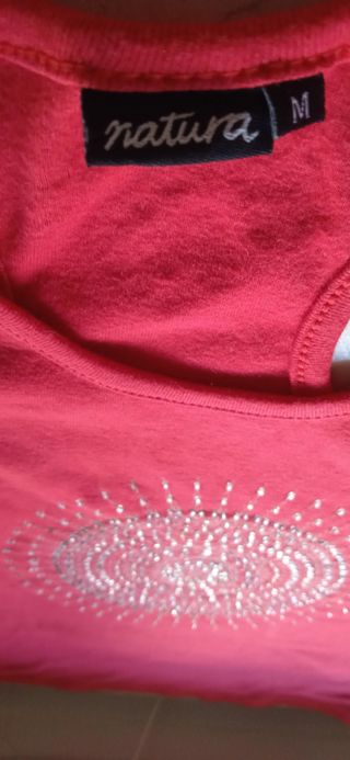 Camiseta roja espalda nadadora con estampado