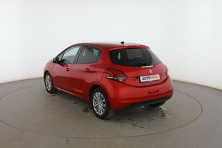 Peugeot 208 1.2 PureTech Signature