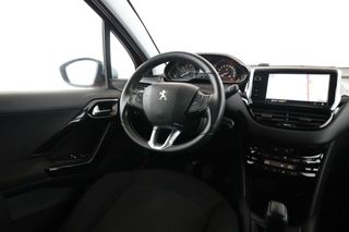 Peugeot 208 1.2 PureTech Signature